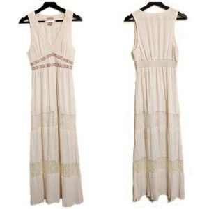 Flying Tomato Boho lace maxi dress